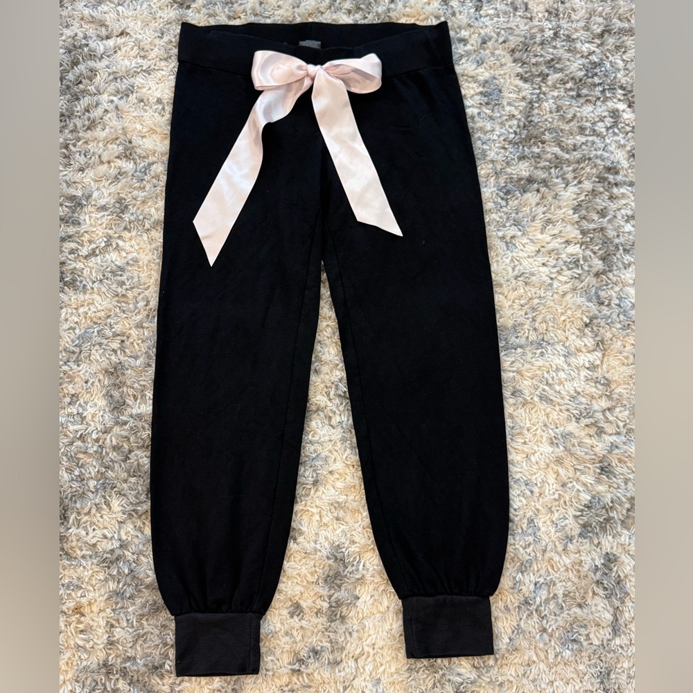 Bebe women’s jogger style pants logo drawstring black size M lounge comfy casual